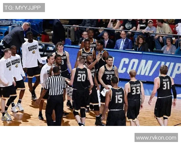 2013年勇士与马刺的激烈对决回顾与分析篮球历史上的经典时刻